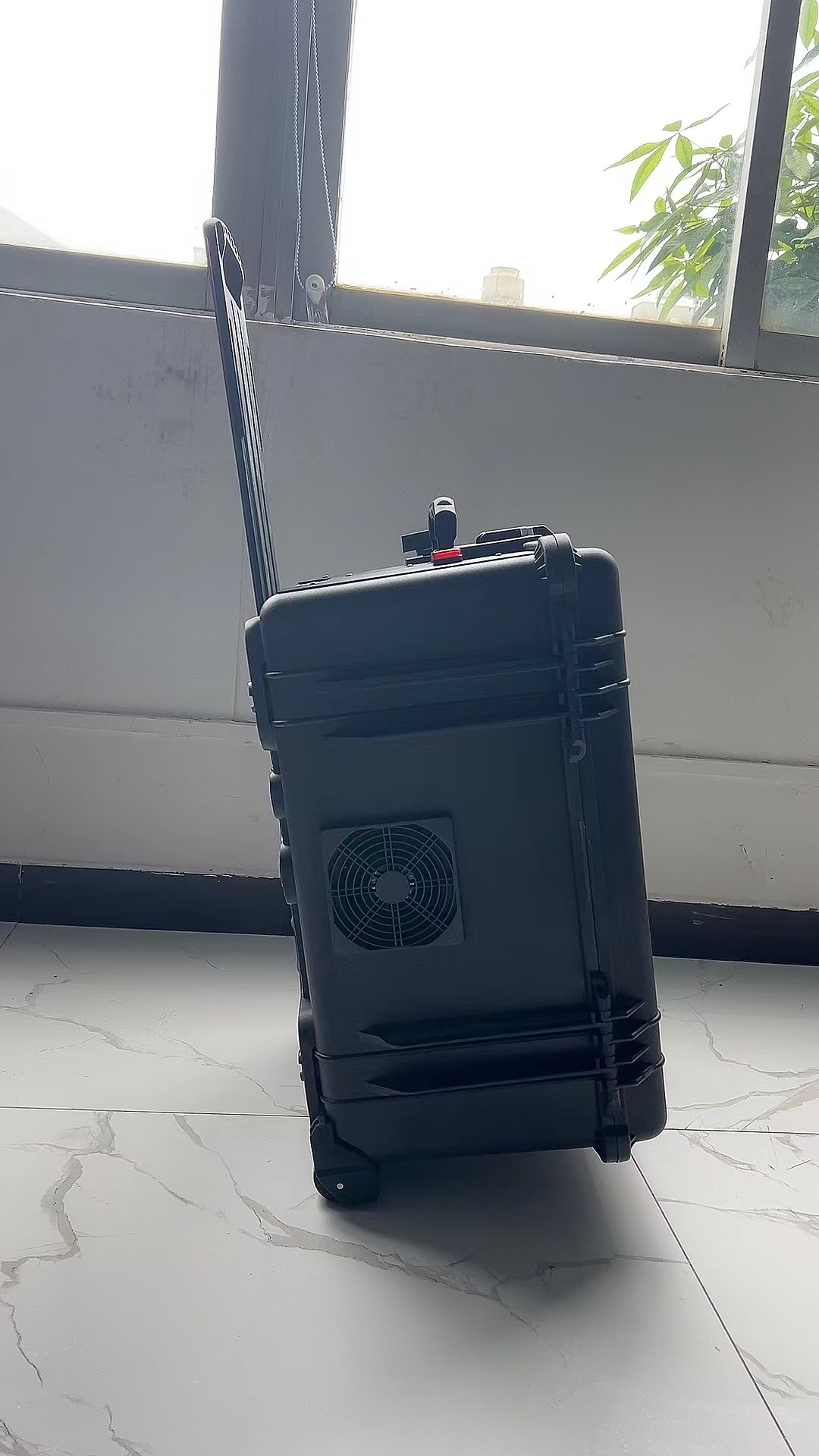 桐梓手拉箱型移动通信干扰器